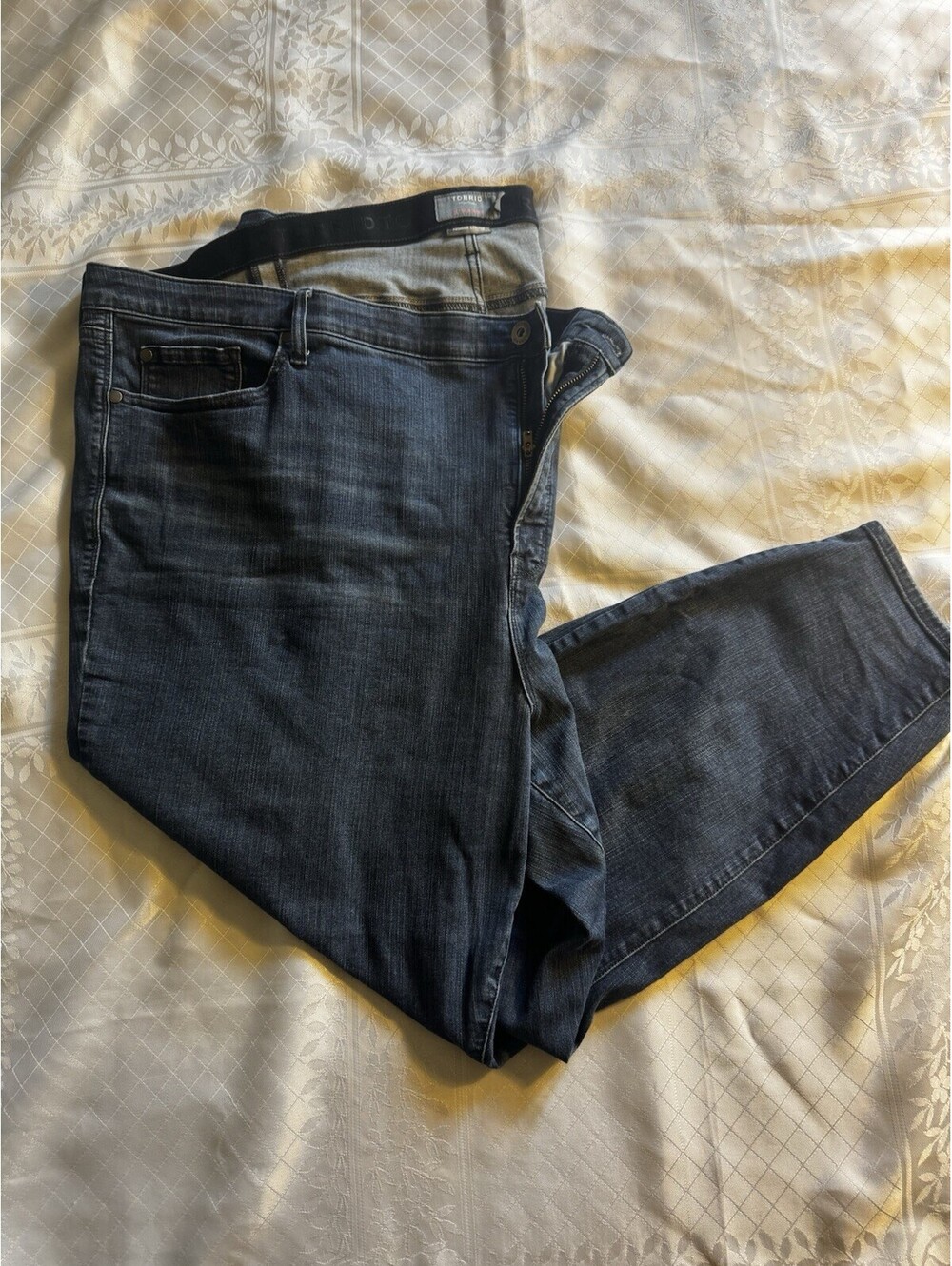 Torrid Sky High Skinny 30R Dark Wash Stretch Denim Jeans